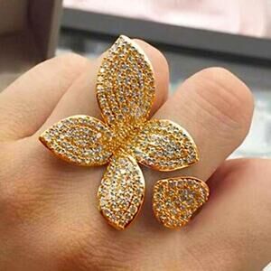 Gold Four Leaf Clover Zircon Ring